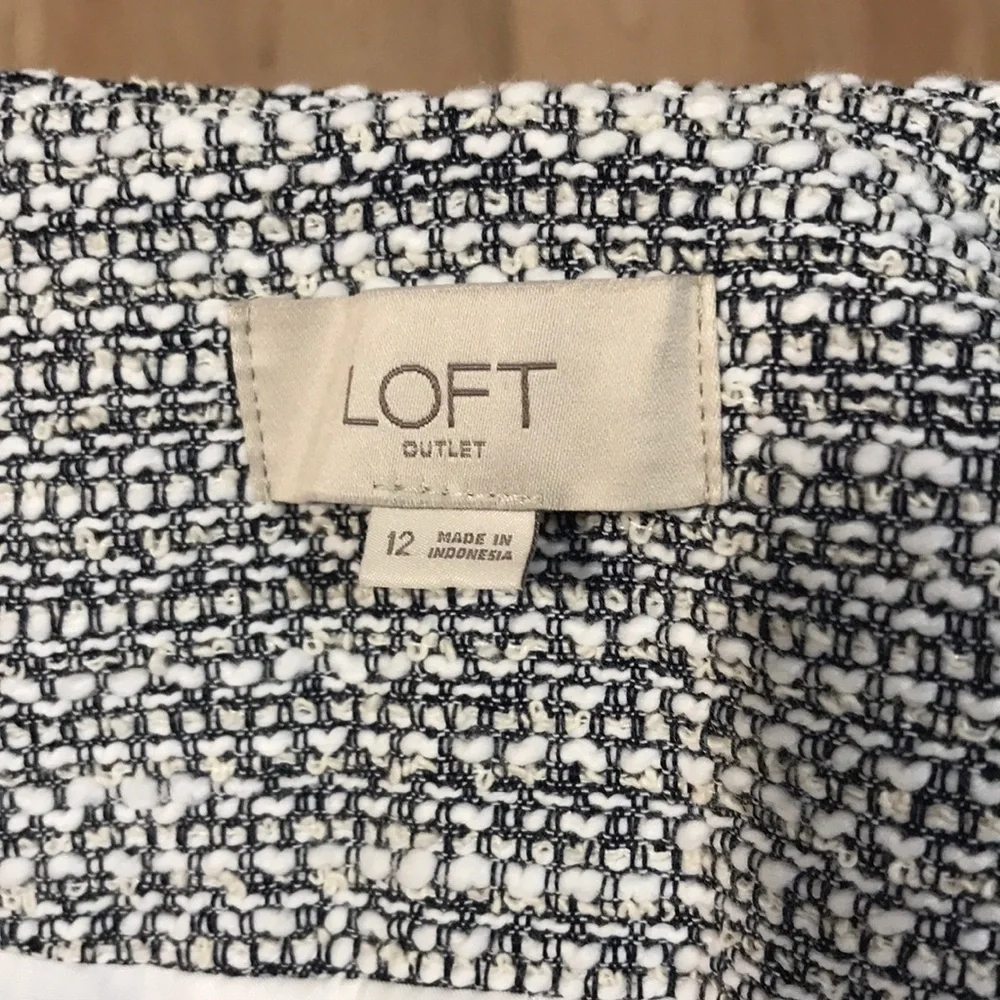LOFT Gray Ruffle Jacket - Picture 6 of 6